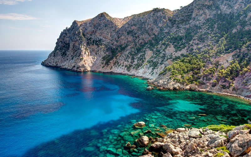 Cala en Basset